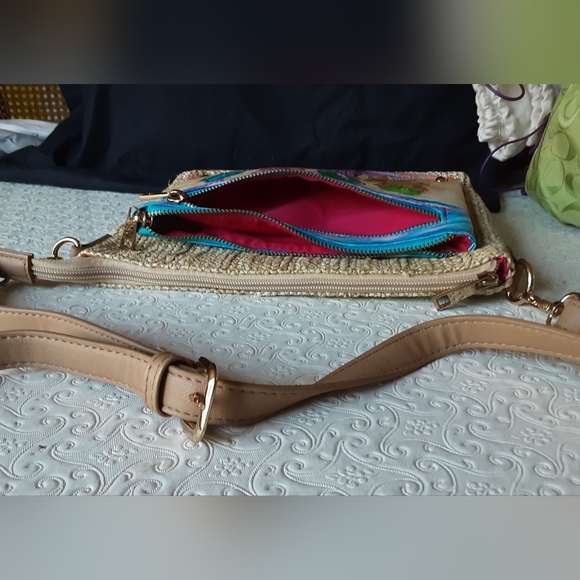 NEW Leoma Lovegrove Crossbody - Picture 2 of 12